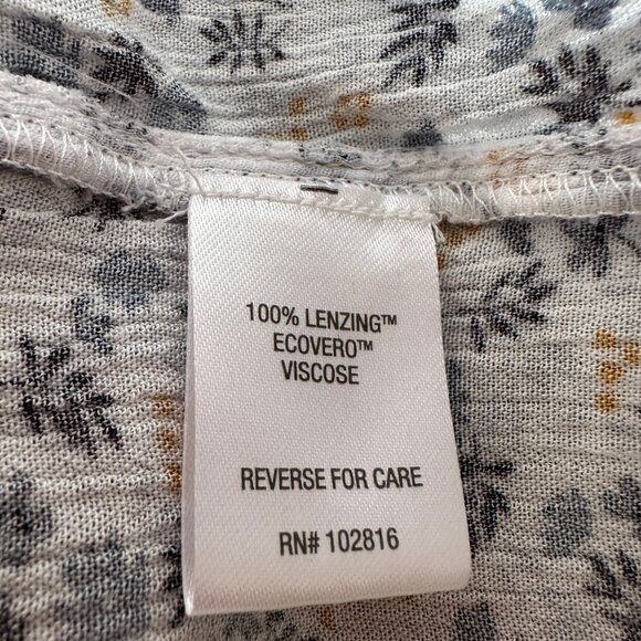 Garnet Hill Women's Easy Crêpe Button-Up Floral and Leaf Print Blouse Size XL - Picture 8 of 9